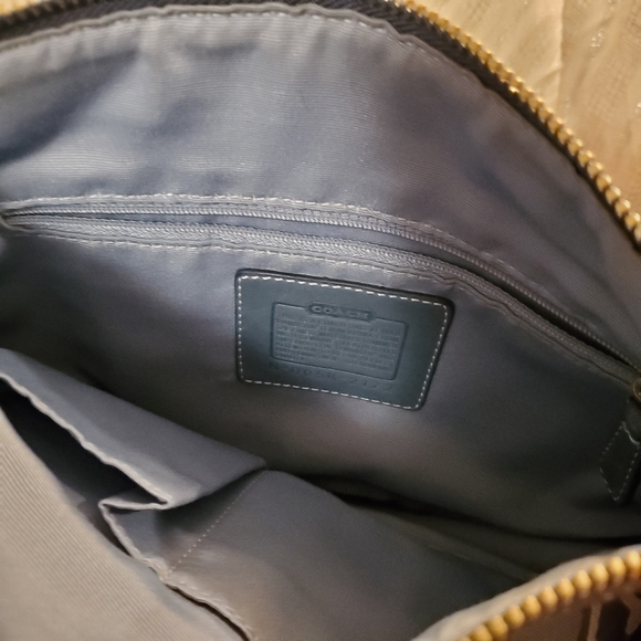 Small Coach shoulder bag - Picture 3 of 3